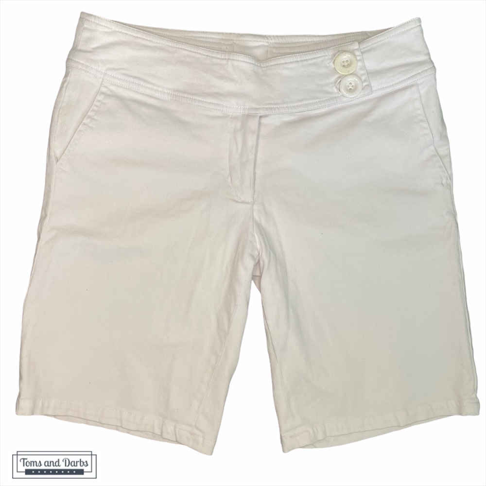 Lady Dutch White Cotton Bermuda Shorts